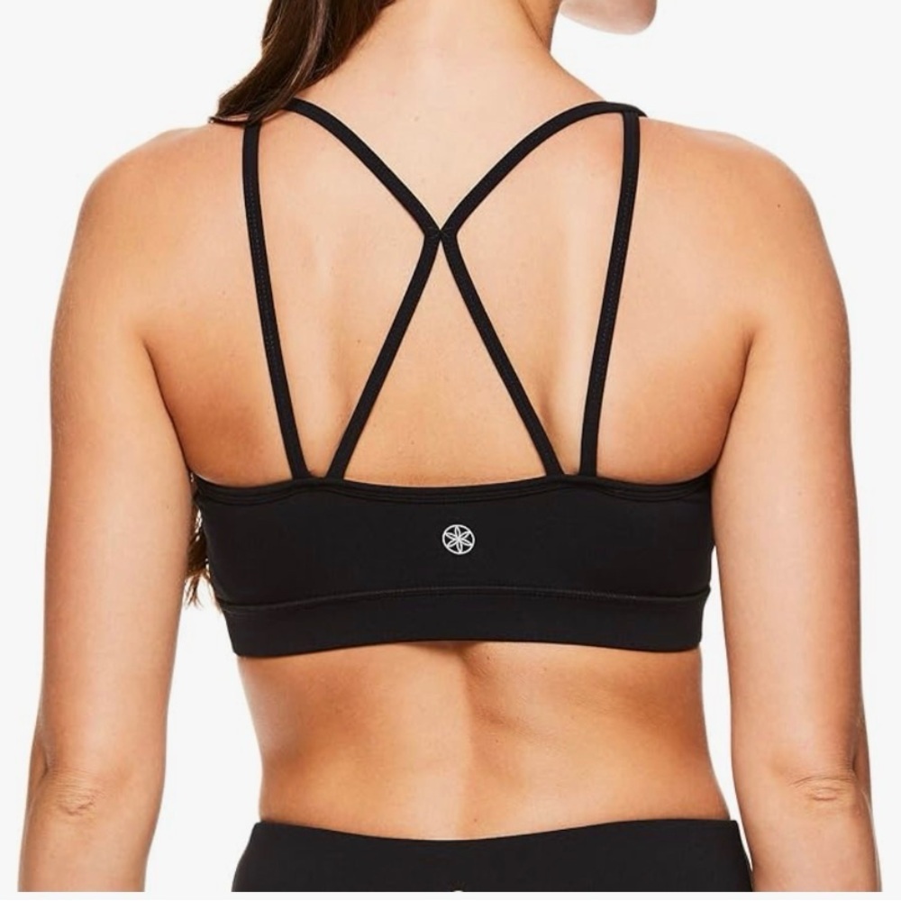 GAIAM Black and White (two together)Strappy Crossback Sports Bra